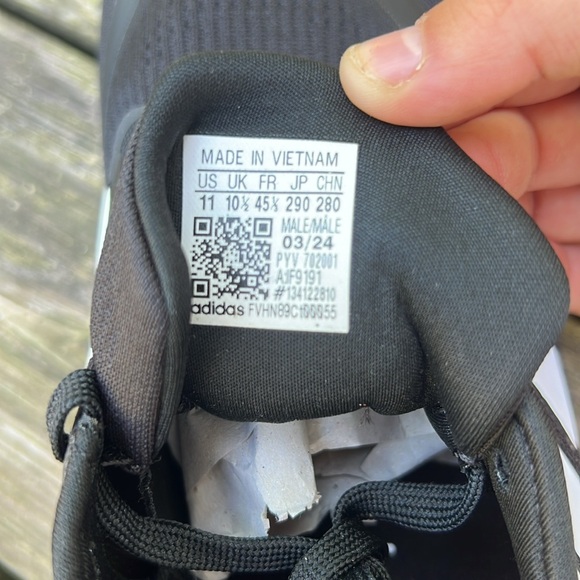 Adidas Men's Pureboost 5 Sneakers NIB - Picture 7 of 7